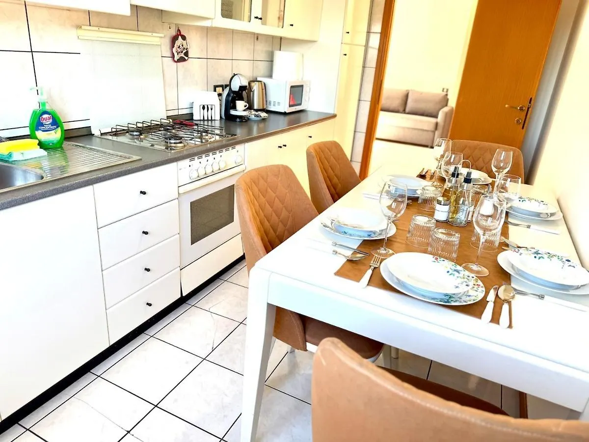 Apartamento The Airport & The Train Station Bérgamo 0*,  Italia