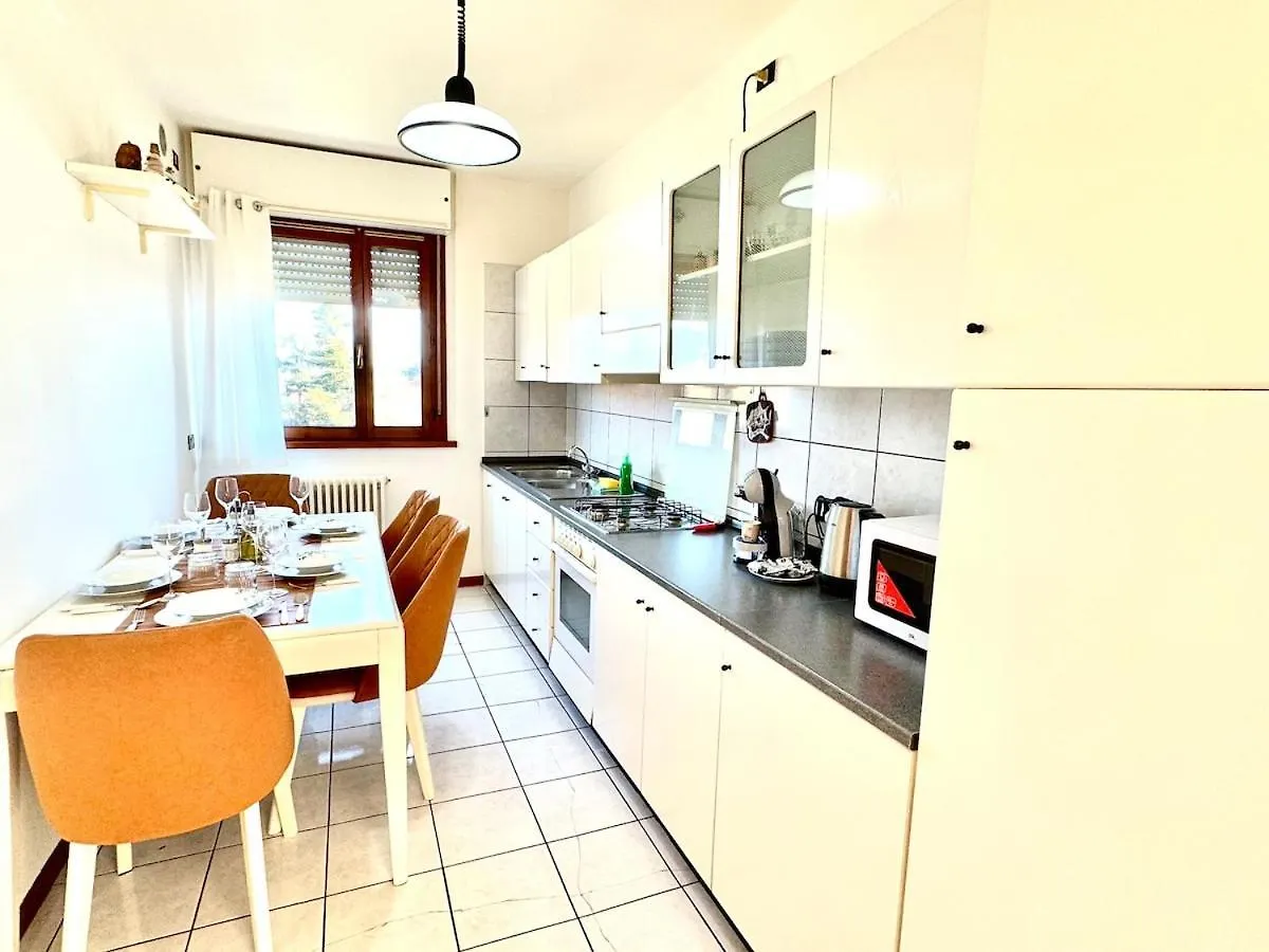 Apartamento The Airport & The Train Station Bérgamo Italia