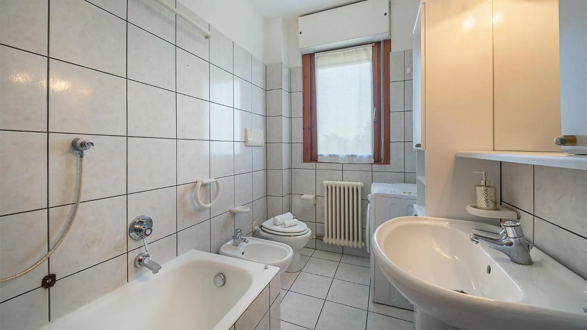 Apartamento The Airport & The Train Station Bérgamo 0*,  Italia